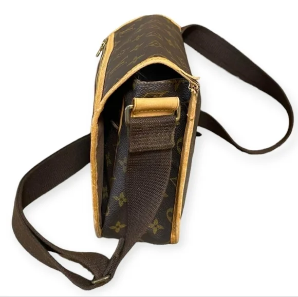 Louis Vuitton Reporter PM Monogram Crossbody Messenger Bag - Picture 7 of 17